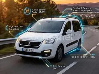 Usado Peugeot TePee Access 75 CV (55 kW) 2016 Blanco Monovolumen