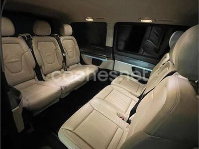 Mercedes V250