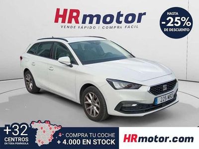 Usado Seat Leon Style 117 CV (86 kW) 2022 Blanco Familiar