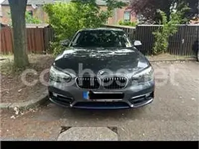Begagnad BMW 118 Comfort Edition 136 HK (100 kW) 2016 Grå Halvkombi