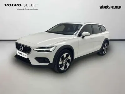 Usado Volvo V60 CC 197 CV (144 kW) 2021 Blanco Familiar