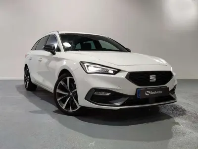 Usado Seat Leon ST FR 150 CV (110 kW) 2021 Blanco Familiar