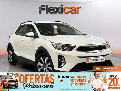 Usado Kia Stonic 84 CV (61 kW) 2023 Blanco SUV