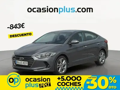 Usado Hyundai Elantra 128 CV (94 kW) 2017 Gris Berlina