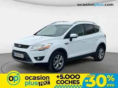 Używany Ford Kuga Trend 140 KM (102 kW) 2012 Biały SUV