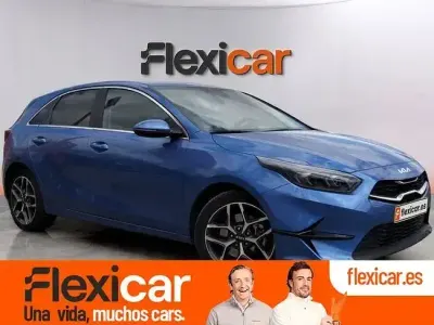 Usado Kia Ceed 100 CV (73 kW) 2023 Azul Utilitario