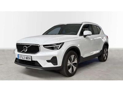 Begagnad Volvo XC40 Core 129 HK (94 kW) 2024 Vit SUV