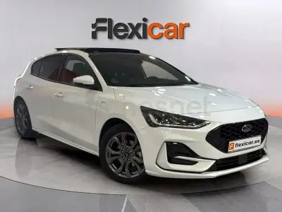 Usado Ford Focus ST-Line 125 CV (91 kW) 2026 Blanco Berlina