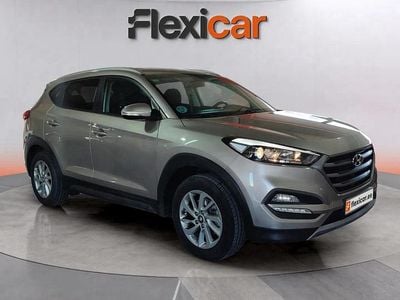 Usado Hyundai Tucson GO! 116 CV (85 kW) 2018 Gris SUV