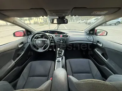 Usado Honda Civic Sport 120 CV (88 kW) 2014 Granate Familiar