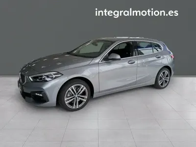 Usado BMW 116 109 CV (80 kW) 2023 Gris Utilitario