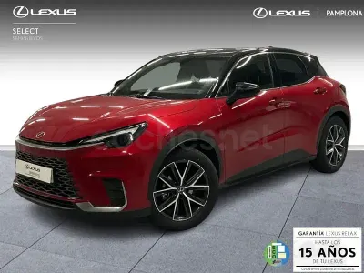 Usado Lexus LBX 136 CV (100 kW) 2025 Rojo SUV