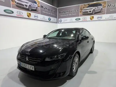 Usado Peugeot 508 Allure 130 CV (95 kW) 2022 Negro Berlina