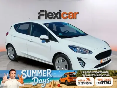 Usado Ford Fiesta Trend+ 101 CV (74 kW) 2018 Blanco Utilitario