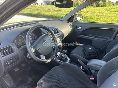 Usado Ford Mondeo Ghia 155 CV (114 kW) 2005 Negro Berlina