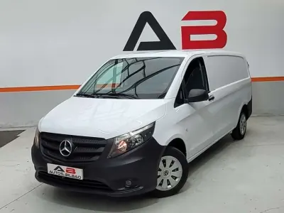 Usado Mercedes Vito 136 CV (100 kW) 2021 Blanco Van