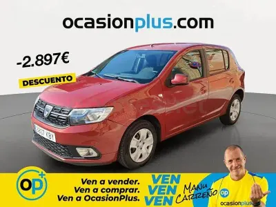 Usado Dacia Sandero Lauréate 90 CV (66 kW) 2017 Rojo Berlina