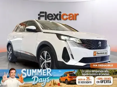 Usado Peugeot 3008 Allure 130 CV (95 kW) 2021 Blanco SUV