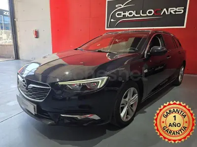 Usado Opel Insignia Selective 136 CV (100 kW) 2017 Negro Familiar