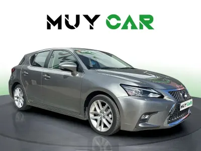 Usado Lexus CT200h Executive Line 136 CV (100 kW) 2021 Plateado Utilitario