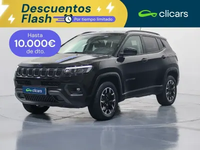 Usado Jeep Compass Trailhawk 240 CV (176 kW) 2023 Negro SUV