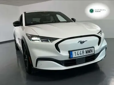 Usado Ford Mustang Mach-E Premium 216 kW (294 CV) 2024 Blanco SUV