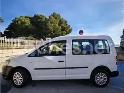 Usado VW Caddy Pro 75 CV (55 kW) 2015 Blanco Monovolumen