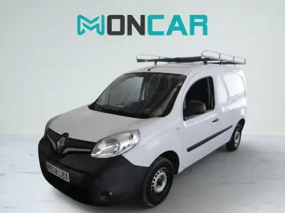 Usado Renault Kangoo 75 CV (55 kW) 2019 Blanco Monovolumen