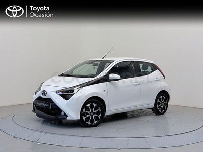 Usado Toyota Aygo X-play 72 CV (52 kW) 2021 Blanco Utilitario