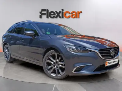 Usado Mazda 6 Luxury 150 CV (110 kW) 2016 Gris Familiar