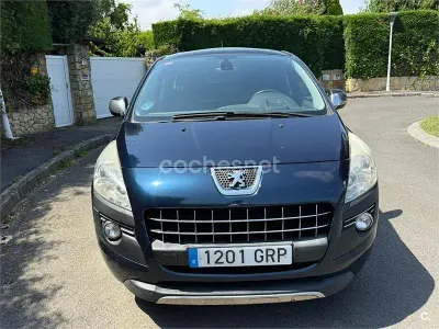 Usado Peugeot 3008 Sport 120 CV (88 kW) 2009 Azul Familiar