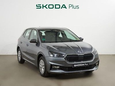 Usado Skoda Fabia Selection 95 CV (69 kW) 2025 Gris Berlina