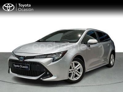 Gris / plata Usado 2022 Toyota Corolla Active Familiar | 19.900 € (Un poco caro)