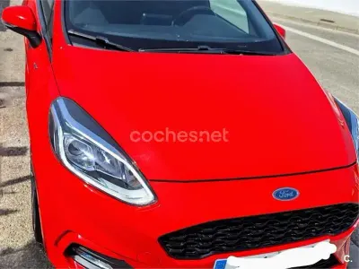 Usado Ford Fiesta ST-Line 125 CV (91 kW) 2017 Rojo Utilitario