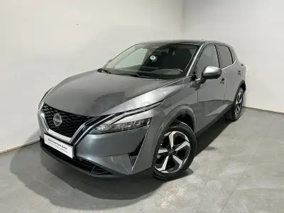 Usado Nissan Qashqai N-Connecta 140 CV (102 kW) 2024 Gris / plata SUV