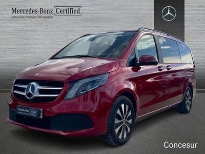 Rojo Usado 2023 Mercedes V220 Monovolumen | 56.500 € (Precio justo)