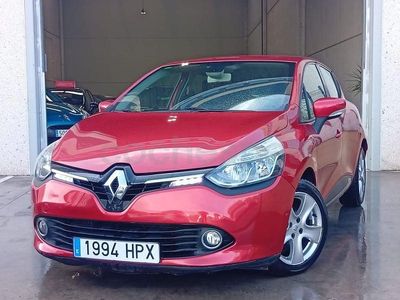 Usado Renault Clio IV Dynamique 90 CV (66 kW) 2013 Rojo Berlina