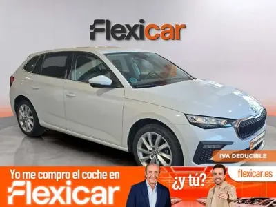 Usado Skoda Scala Selection 116 CV (85 kW) 2024 Blanco Utilitario