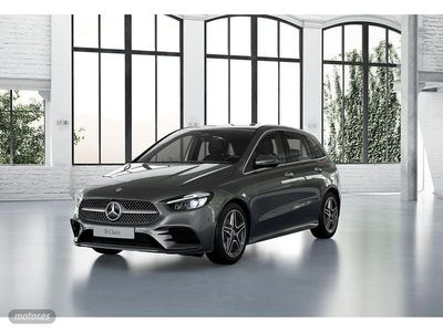 Usado Mercedes B200 150 CV (110 kW) 2025 Gris montaña Monovolumen