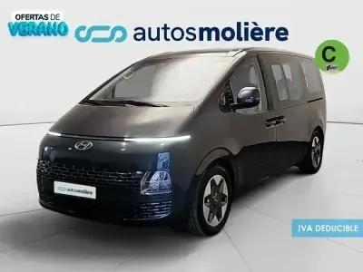 Usado Hyundai Staria 177 CV (130 kW) 2023 Gris Monovolumen