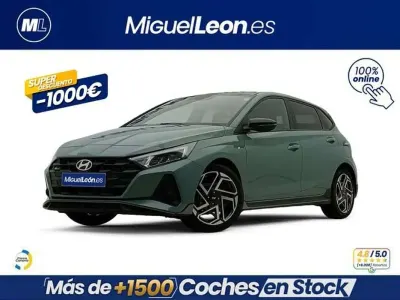 Usado Hyundai i20 N Line 80 CV (58 kW) 2024 Verde Utilitario