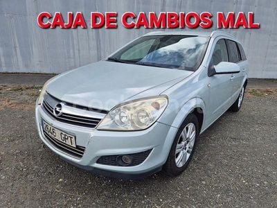 Gris / plata Usado 2009 Opel Astra Edition Familiar | 1650 € (Buen precio)