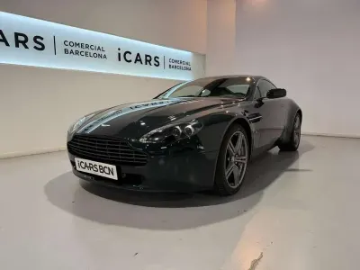 Usado Aston Martin Vantage 426 CV (313 kW) 2011 Negro Coupe