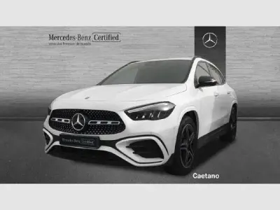 Usado Mercedes GLA200 163 CV (119 kW) 2024 Blanco polar SUV