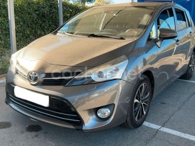 Gris / plata Usado 2017 Toyota Verso Advance Monovolumen | 12.990 € (Precio justo)