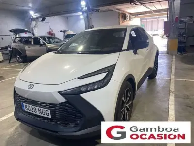 Usado Toyota C-HR Advance 140 CV (102 kW) 2025 Blanco SUV