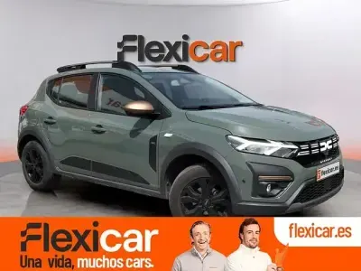 Usado Dacia Sandero Essentiel 101 CV (74 kW) 2024 Verde Berlina