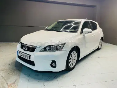 Usado Lexus CT200h 136 CV (100 kW) 2011 Blanco Berlina