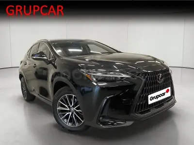 Usado Lexus NX350h Executive Line 242 CV (177 kW) 2022 Negro SUV