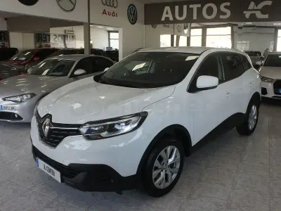 Usado Renault Kadjar Intens 130 CV (95 kW) 2016 Blanco SUV
